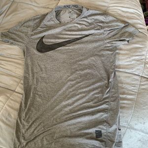 Nike pro. Dri-Fit.